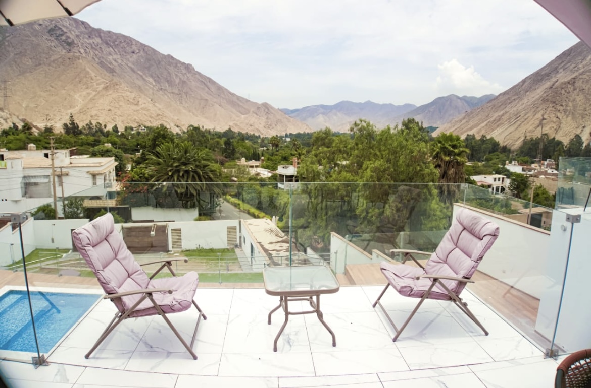 Terraza con vista al valle
